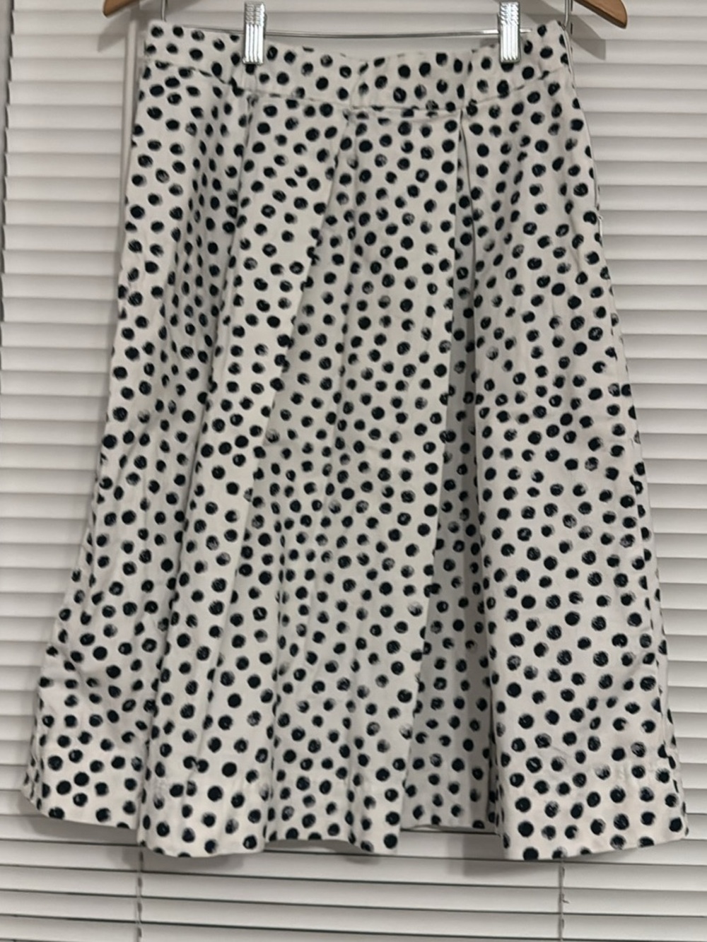 Who What Wear White A-Line Skirt with Black Polka Dots